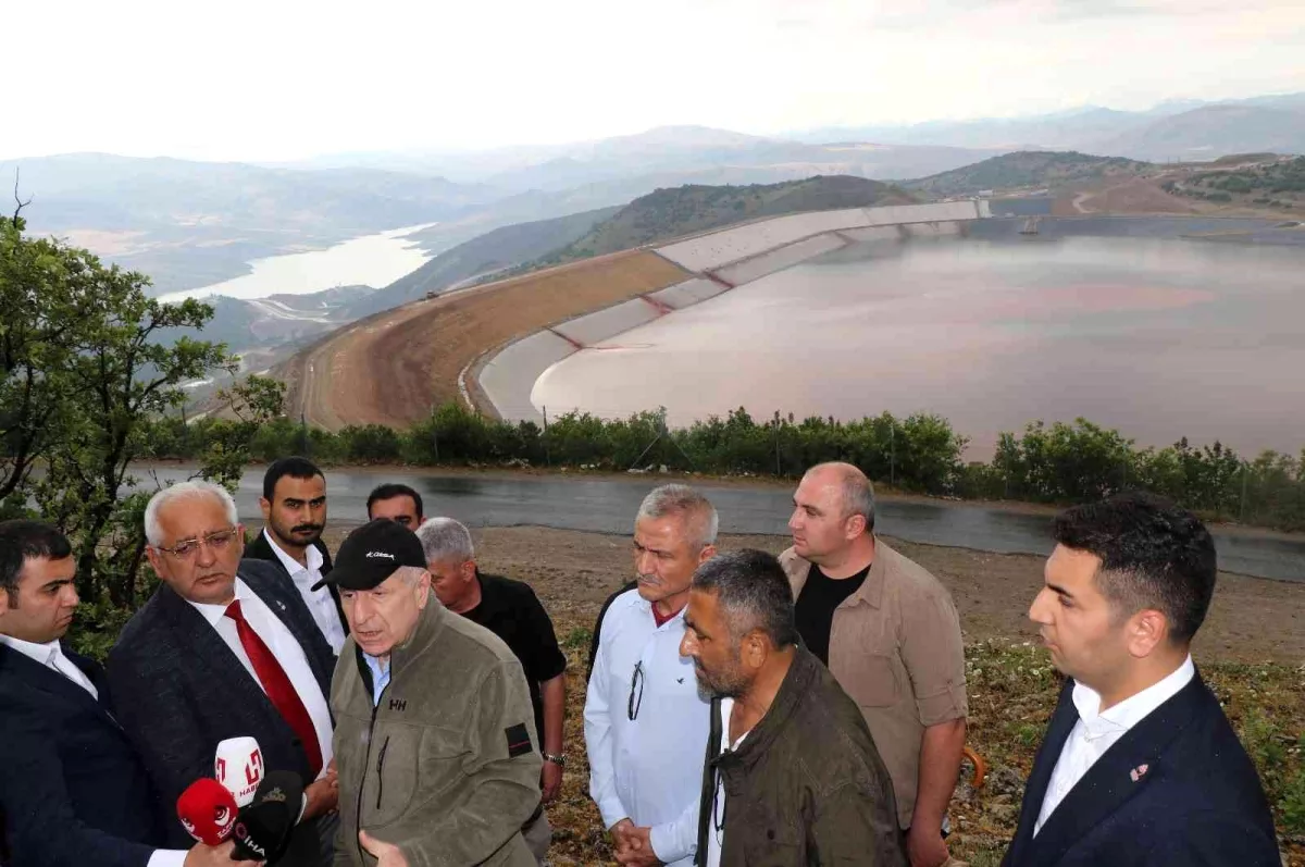 Maden şirketinin borularından 20 ton siyanür Fırat Nehri'ne aktı! Ümit Özdağ 