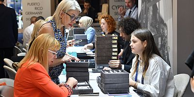 Istanbul Jewelry Show (IJS), mücevher sektörünün kadın girişimcilerine destek oluyor